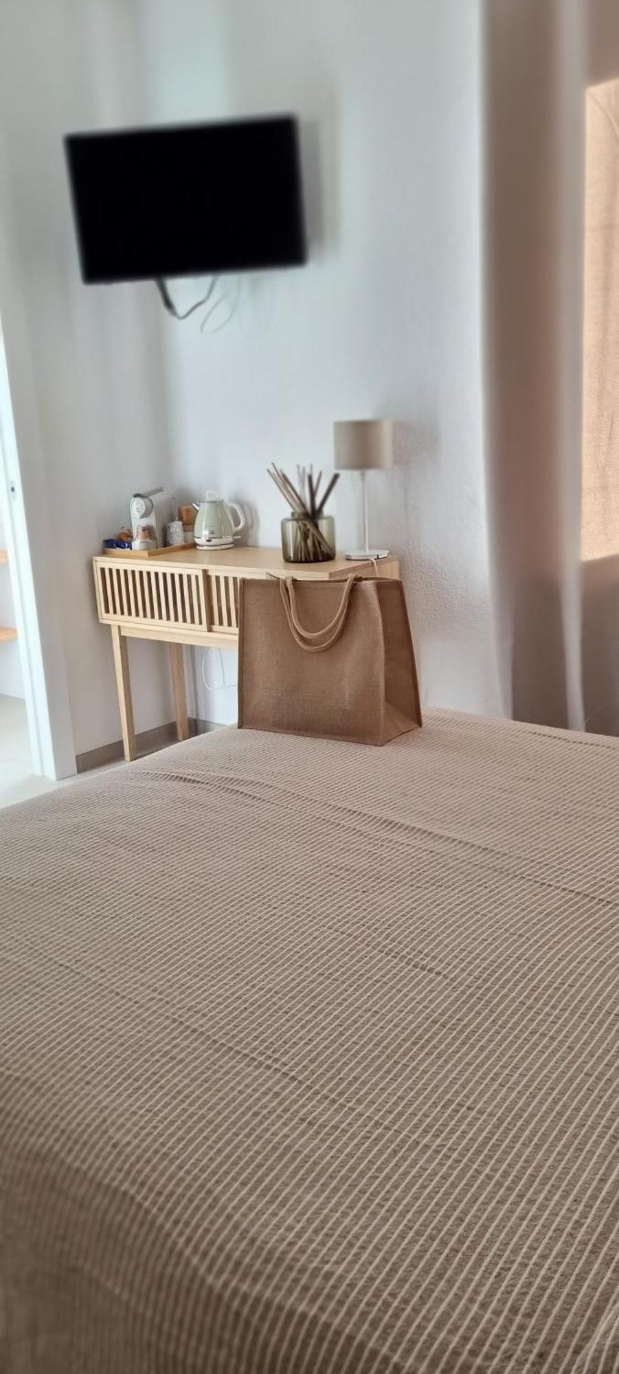 Casa Bri Boutique Rooms ซานตา เตเรซา กัลลูรา ภายนอก รูปภาพ